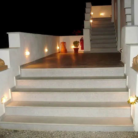Apartman Castello Azzurro *