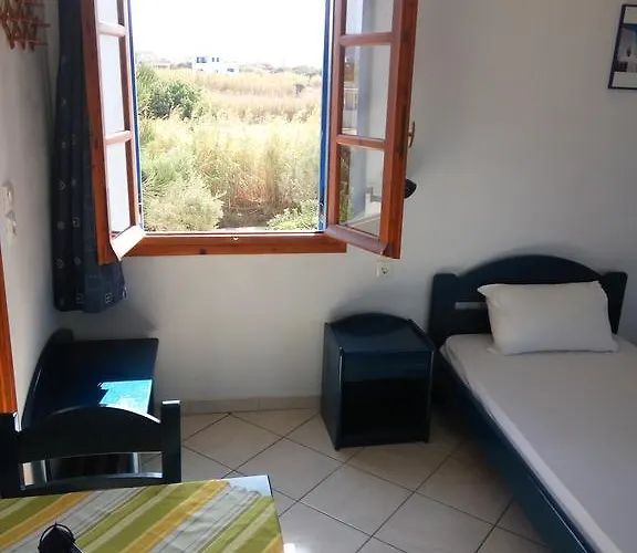 Castello Azzurro Agia Anna (Naxos)