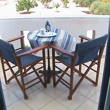 Castello Azzurro Agia Anna (Naxos)